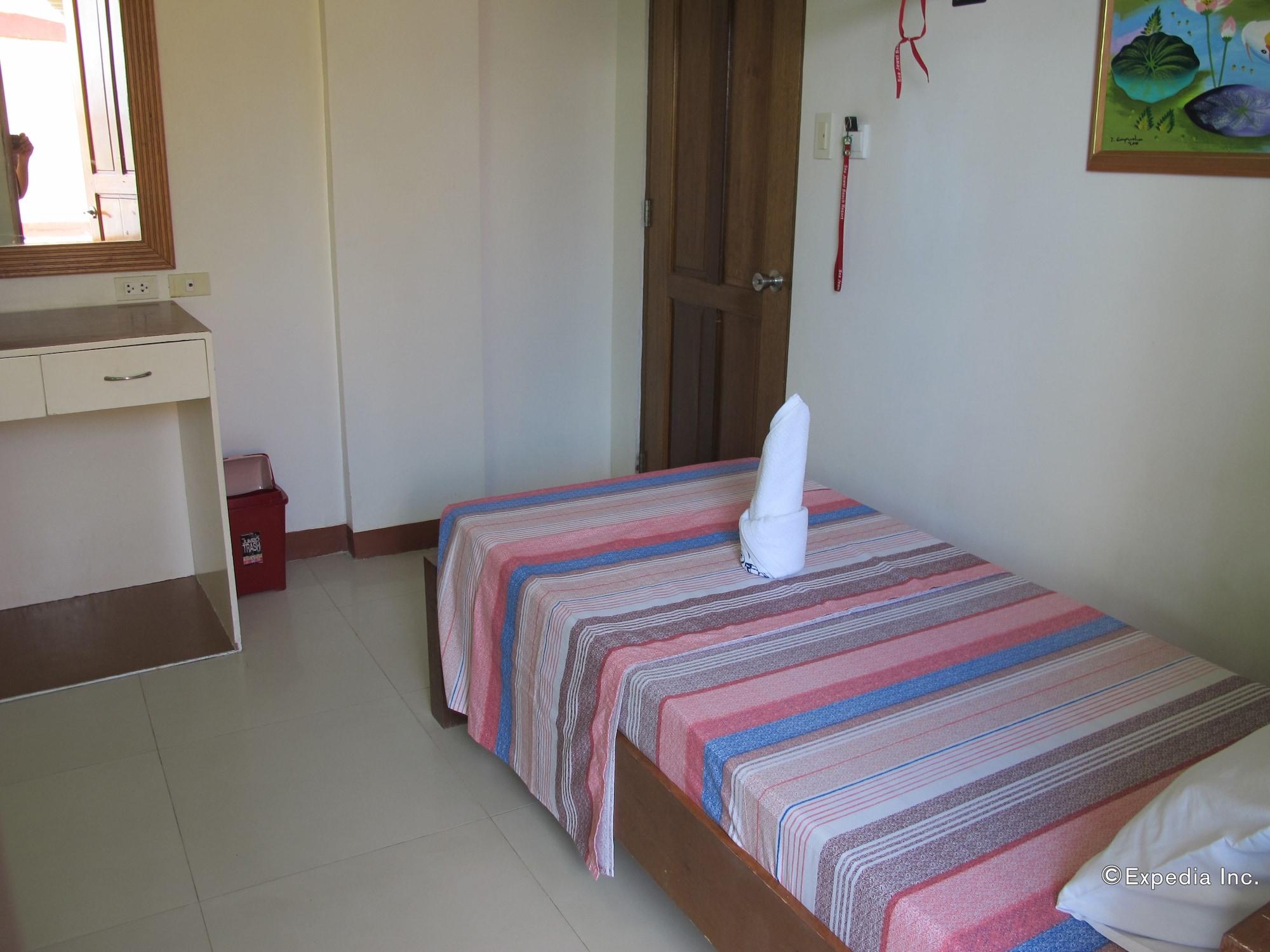 Sea Jewel Beach Resort Пуерто Галера Екстериор снимка