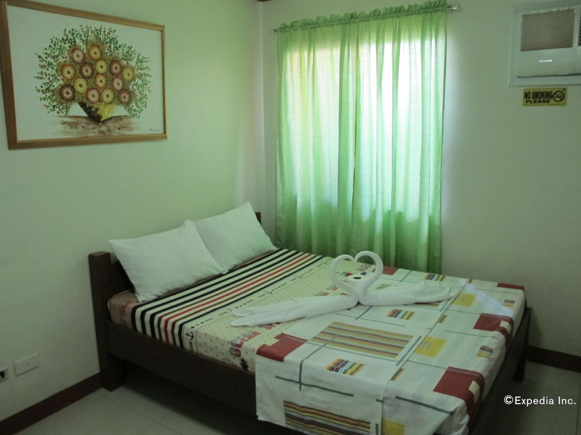 Sea Jewel Beach Resort Пуерто Галера Екстериор снимка