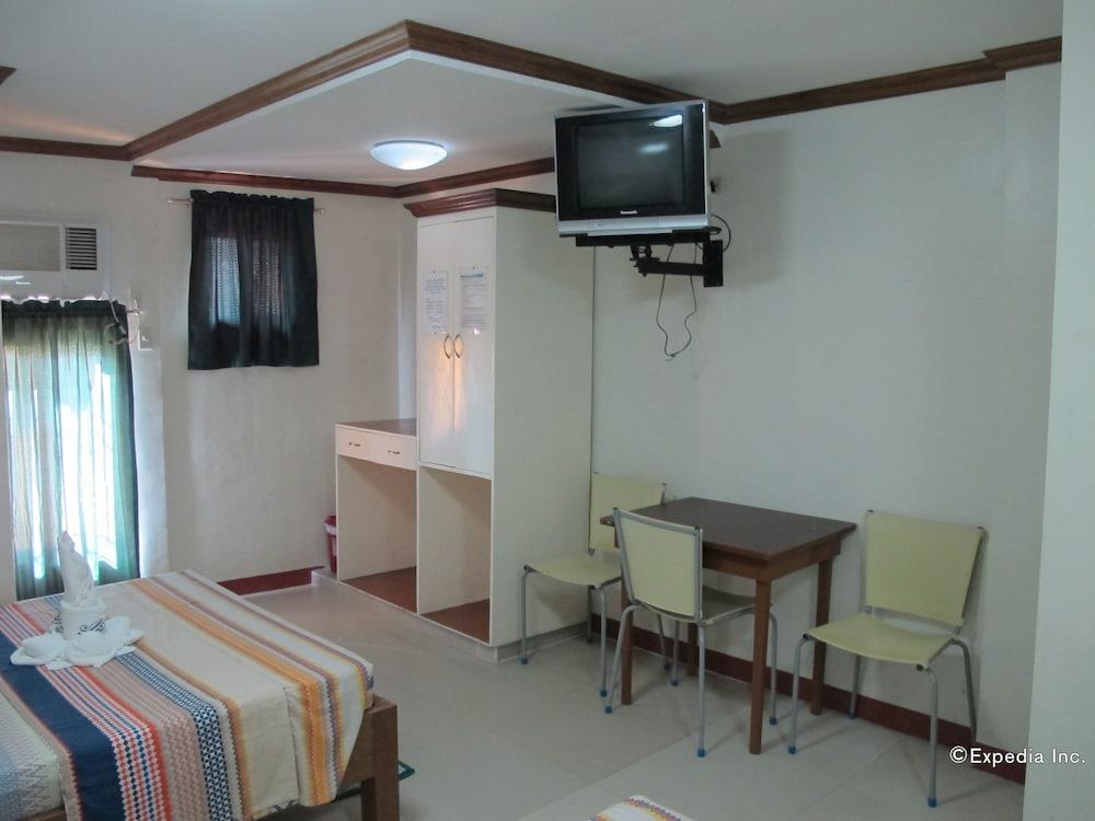 Sea Jewel Beach Resort Пуерто Галера Екстериор снимка