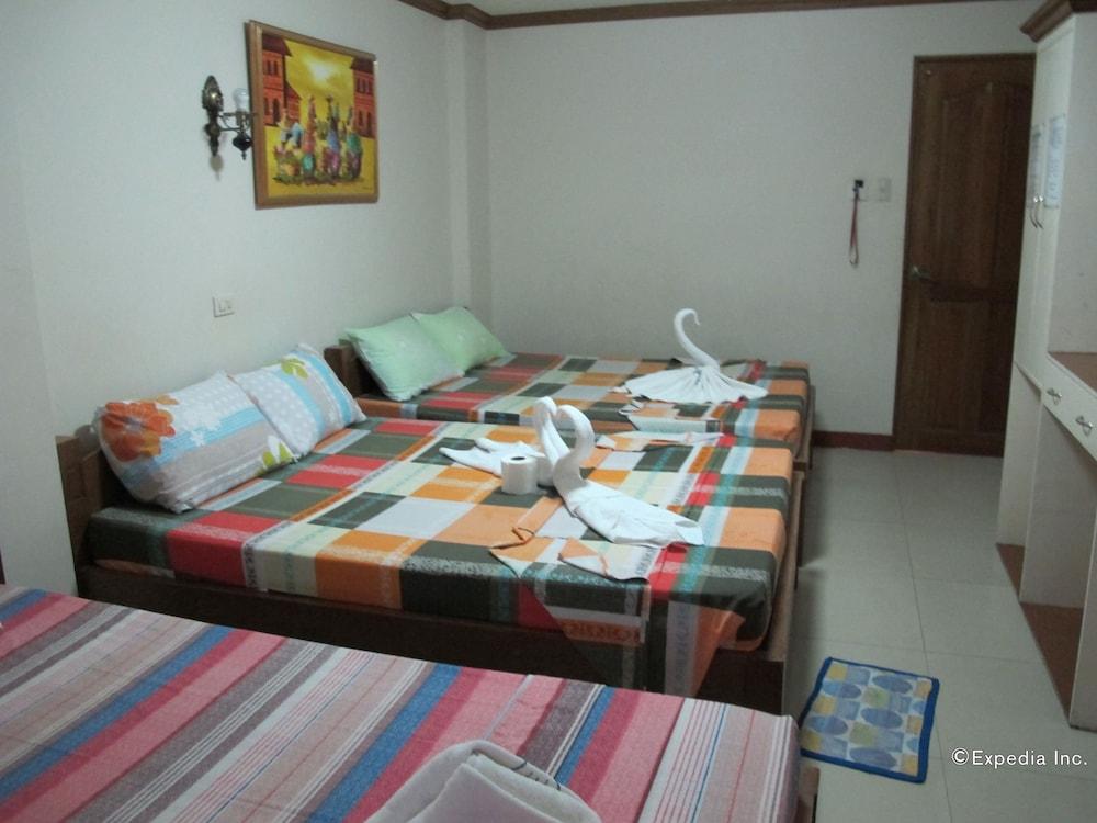 Sea Jewel Beach Resort Пуерто Галера Екстериор снимка
