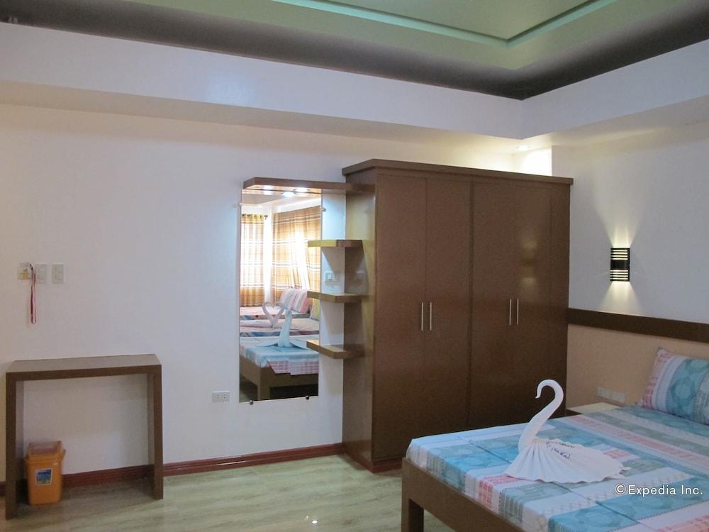 Sea Jewel Beach Resort Пуерто Галера Екстериор снимка