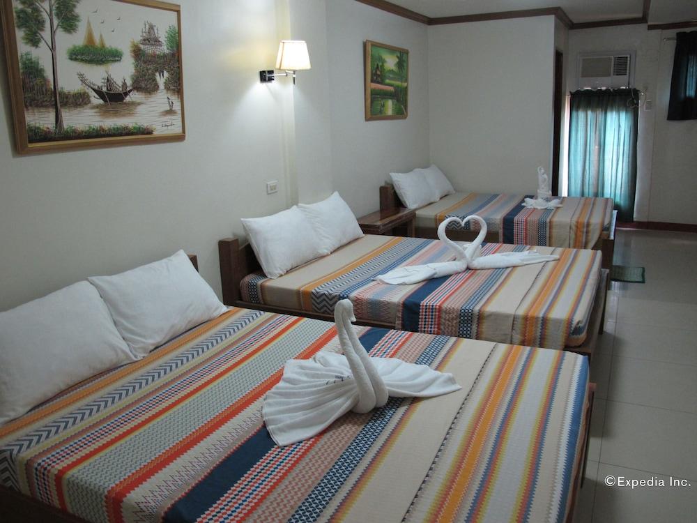 Sea Jewel Beach Resort Пуерто Галера Екстериор снимка