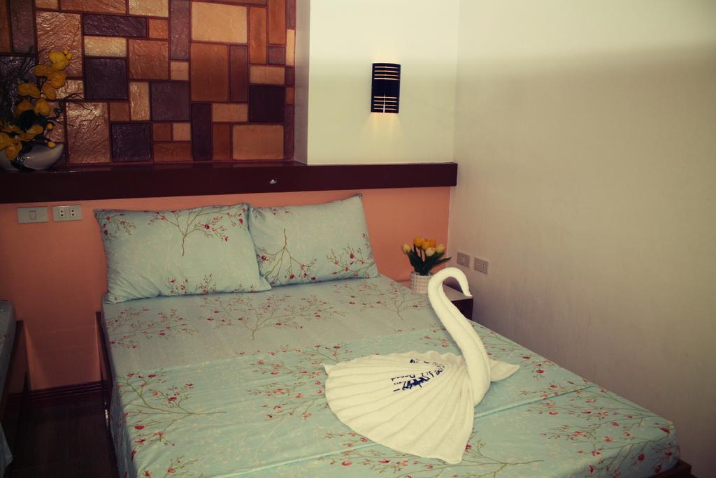 Sea Jewel Beach Resort Пуерто Галера Екстериор снимка