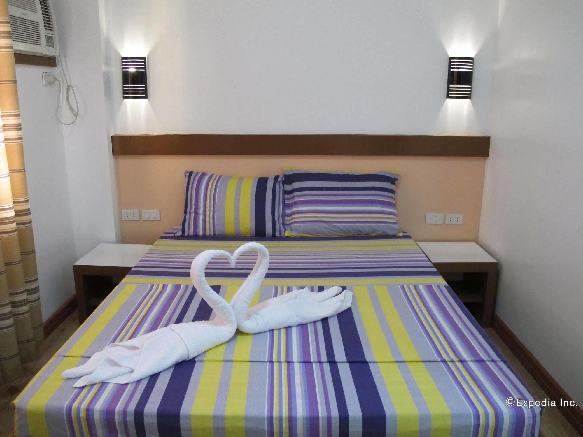 Sea Jewel Beach Resort Пуерто Галера Екстериор снимка
